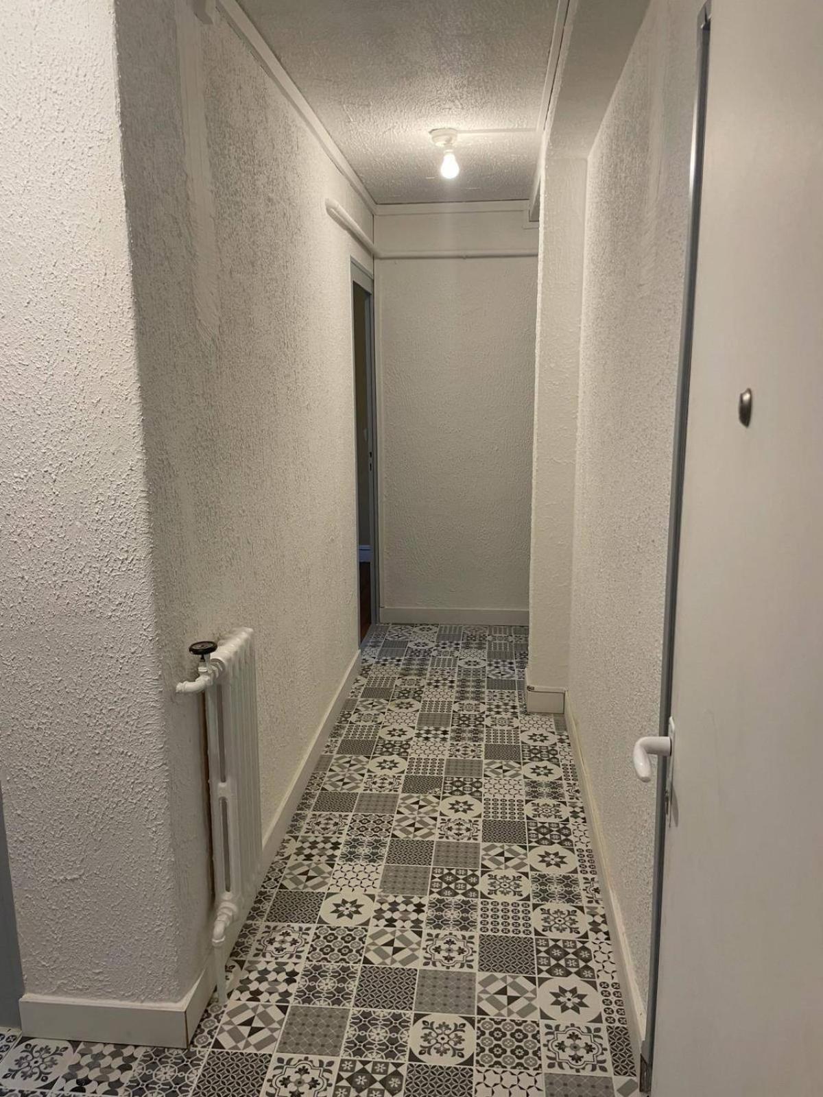 Le Bord De La Loire - Avec Salle De Bains Commune Apartment Nantes
